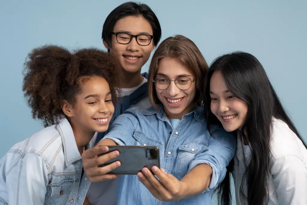 Kenapa Gen Z Kurang Tertarik dengan Politik? Saat Generasi Kritis Justru Merasa Politik Nggak Menyentuh Hidup Mereka